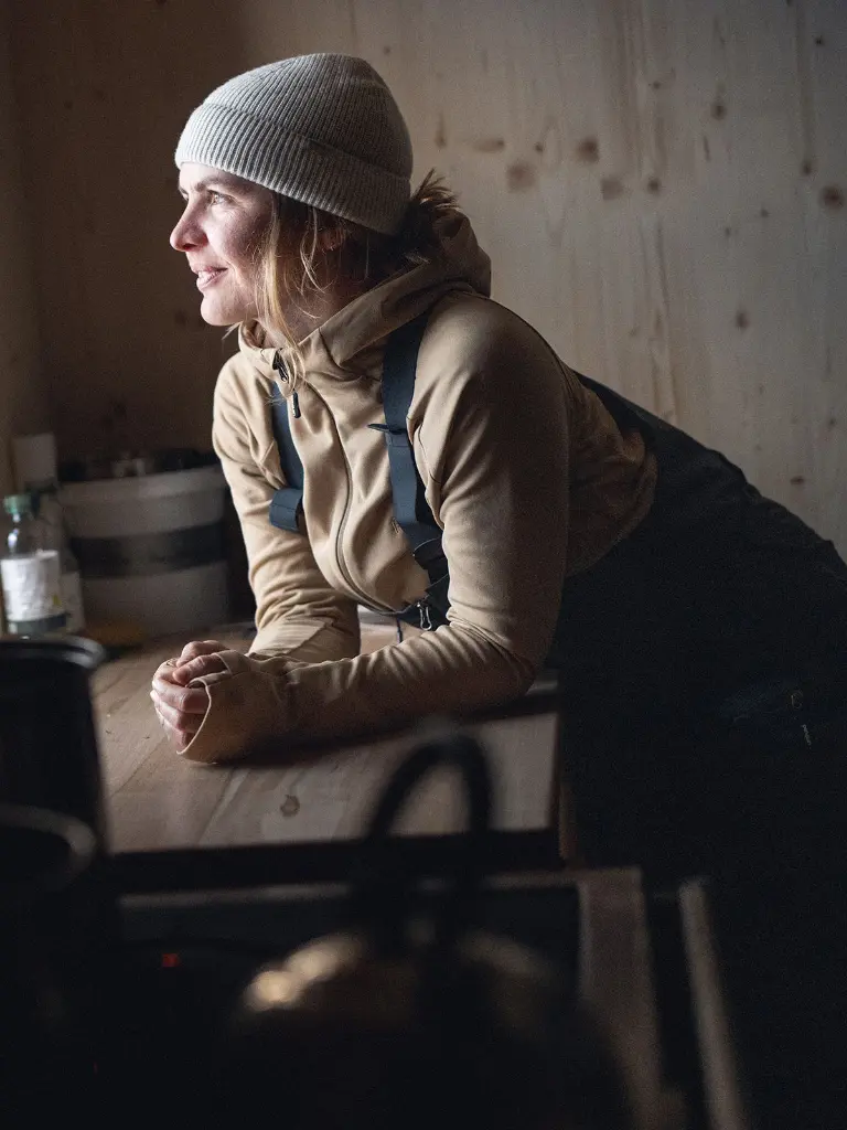 232-19-S.Café-Stretch-Fleece-Hoodie-Cappuccino-RGB3.webp